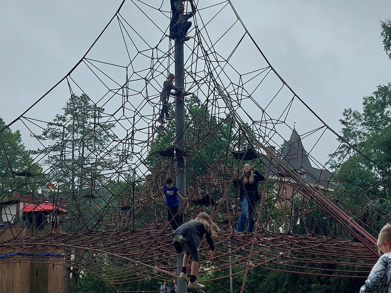 Klettergerüst in Schloss Dankern 